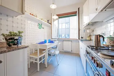 Image de Colosseum's Neighbour