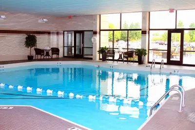 Image de Relaxing Retreat! Studio Suite in Liverpool | Fitness Center + Free Breakfast
