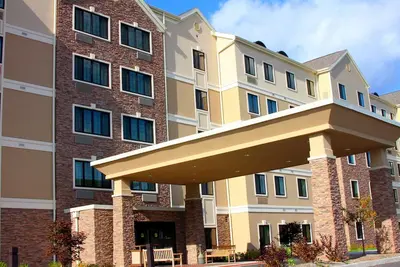 Image de Great for Business Travelers! Free Breakfast + Business Center | 1 Bedroom Suite Near Syracuse