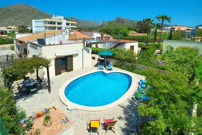 Image de Villa de 3 chambres à coucher, avec piscine privée et Bbq, Puerto Pollensa