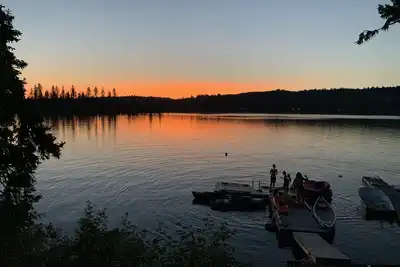 Image de Lake Front Home on Deka Lake for multiple families