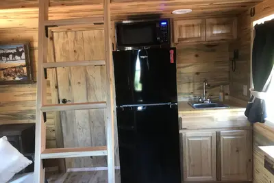 Image de Tiny Home Cabin - Central to National Parks - Atv Trailer Parking Available!