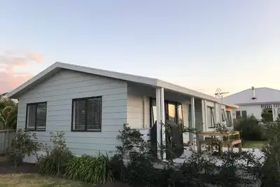 Image de Sunny home in quiet cul-de-sac, 5 minutes from beach and Bayfair