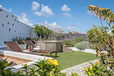 Image de Belle maison \"Finca La Costa\" avec jacuzzi privé et Wifi