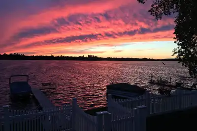 Image de Socrates Place Resort on Lake Van Etten in Oscoda, Michigan