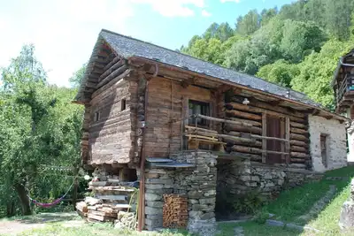 Image de Merveilleuse maison de vacances privée avec patio, animaux admis, vue panoramique et parking