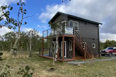 Image de Glacier Quarry - Cozy Mountain Retreat near Glacier National Park facing Rockies