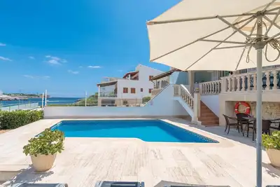 Image de Villa Cala Marsal avec vue sur la mer et plage Ă 200m