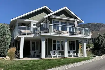 Image de Lake House at The Cottages on Osoyoos Lake with Stunning View! Snowbirds Welcome