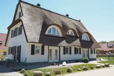 Image de Coast Dream \"Rêves sous le chaume\"