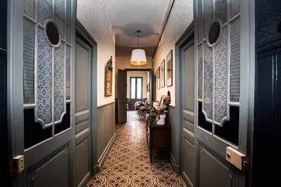 Image de The beautifully restored 1850s French townhouse with views of the Cite and river