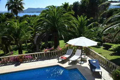 Image de Villa with sea view and private pool right next to nature reserve and golf course