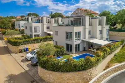 Maison Antonela (63011-K1)