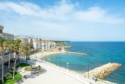 Image de Au coeur du village avec vue mer et à 100m plage