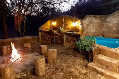 Image de Cosy Cottage, in the heart of the African Bush. Close to Kruger National Park!