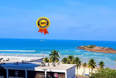 Pitangueiras Beachfront, Shopping, 3 bedrooms, wifi, 1 parking space, beach service