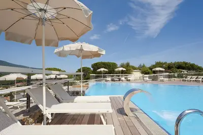 Image de 09. 08. -23. 08. 2020 La Perla Del Golfo 4* Room with sea view including breakfast
