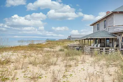 Image de K0043 The Roaring 20's. Historic Oceanfront Cottage! Sunrise Views! Pets Ok!