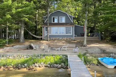 Image de Water front property on Higgins Lake! ! !