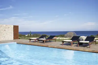 Image de Captivating SeaView Villa, with Private Pool & 3Bedrooms