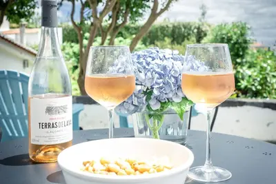 Image de Large Home in city center of Ponta Delgada: yard, near marina (great for groups)