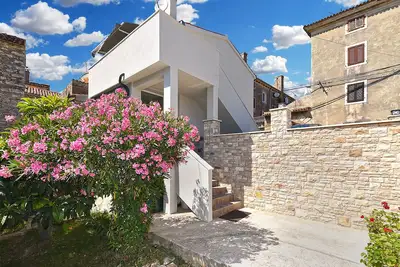 Image de Apartment 1503/14609 (Istria - Galižana), 4500m from the beach