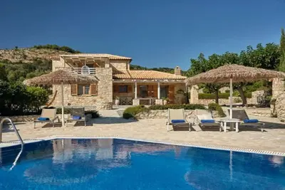 Image de Villa extravagante Zante | Villa Crystal | Superbes vues sur la mer | 3 chambres | Agios Nikolaos