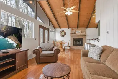 Image de Deerberry Cottage (Hocking Hills Area)