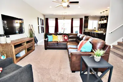 Image de Entrada at Moab 425 and 429 | Townies | Pool, Spa | Garage | Same Day Booking