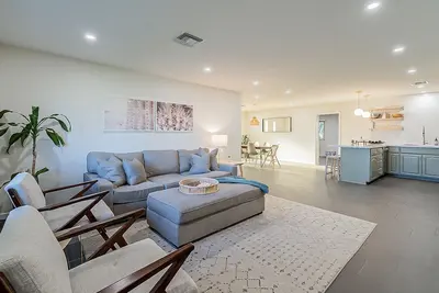 Image de Modern Oasis with Pool in the Valley of the Sun