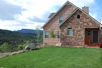 Image de Over Looking Pine Valley With Beautiful Views And Things To Do.