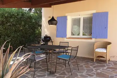 Image de Calme, proche des plages, appartement privé, Paca, Golf de Saint-Tropez,