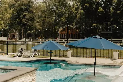 Image de Waterfront studio w/ pool - shopping and beaches