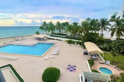 Image de Oceanfront Condo-Monthly-Seasonal- Free Parking-No Resort Fee -Alexander Towers