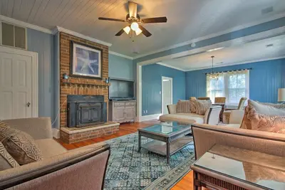 Image de Starfish Home for 10, Fast Ev Charger, and Pet Friendly