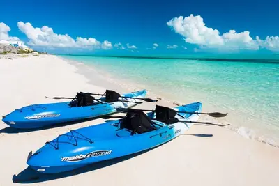 Image de Luxurious Living on Long Bay Beach! ! !
