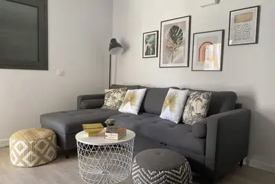 Image de New luxury apartment w/rooftop pool in Llanca Port
