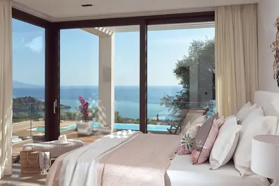 Image de Deluxe secluded villa with Infinity pool, Jacuzzi and breathtaking sea view.