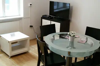 Image de City Duplex Apartment A6  central  metro  free WiFi