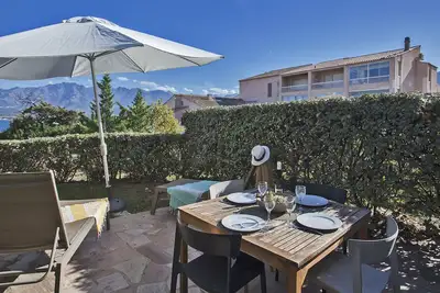 Image de Mare, appart avec jardin et bbq, vue mer et montagne, plage et port à 2 pas