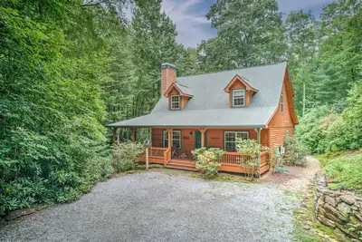 Image de Spectacular Creek-side Mountain Home with Private Trail to Panthertown Valley