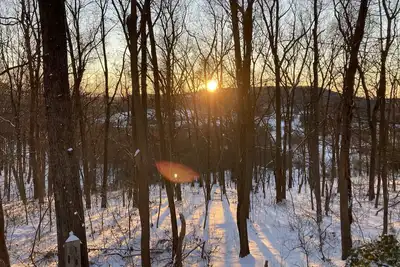 Image de Apartment in Bucks County w/ hot tub, private entrance, yard, and covered patio!