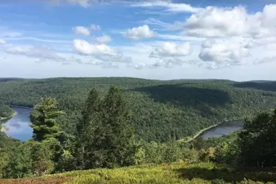 Image de The Masthope View House--Chalet Overlooking Delaware River with Fab Game Room!