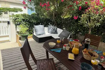 Image de Apt La Franqui - Terrasse - Verdure et Vue sur mer