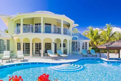 Image de Amazing Waterfront Villa