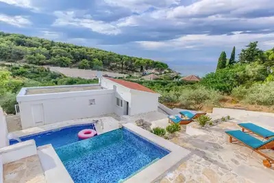 Image de Casa Romantica - charmante maison de vacances pour 4 + 2 personnes avec piscine chauffée
