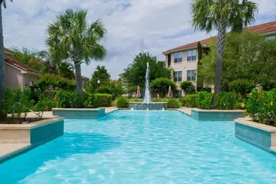 Image de Elite & Luxurious Furnished Apartment by Kemah