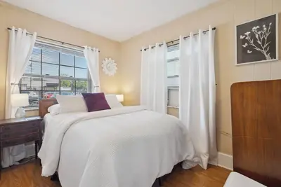 2br Affordable & Walkable Duplex near Forsyth Park