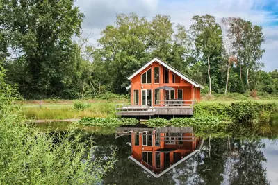 Image de Belle maison à Heel avec WiFi