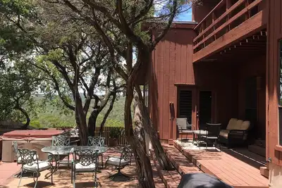 Image de Hill countryview sunsets private nature hottubchimeneanat'l parksstablesgolf